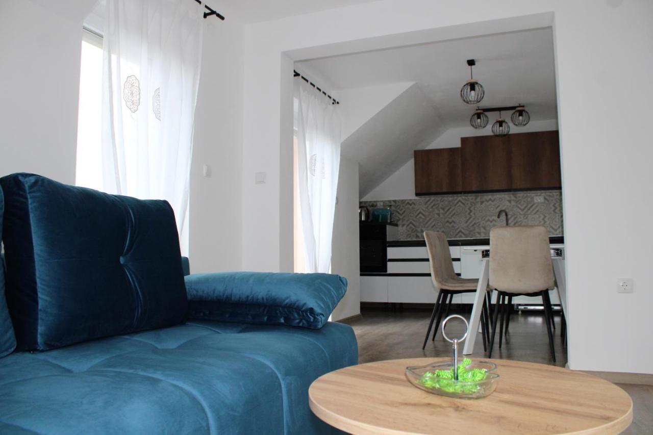 Apartman Swans Otocac Exterior photo