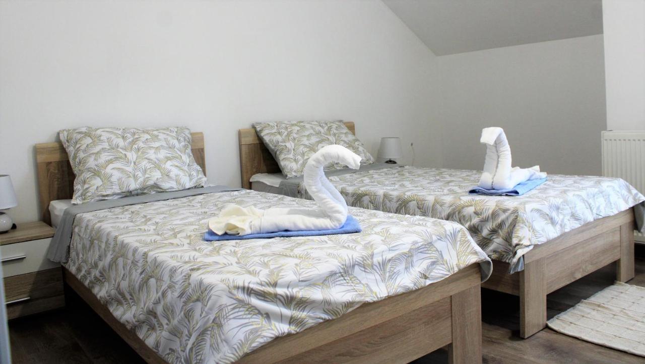 Apartman Swans Otocac Exterior photo